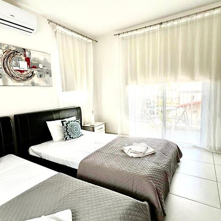 Dafni Villa Ekaterina 3 Bdrm プロタラス エクステリア 写真