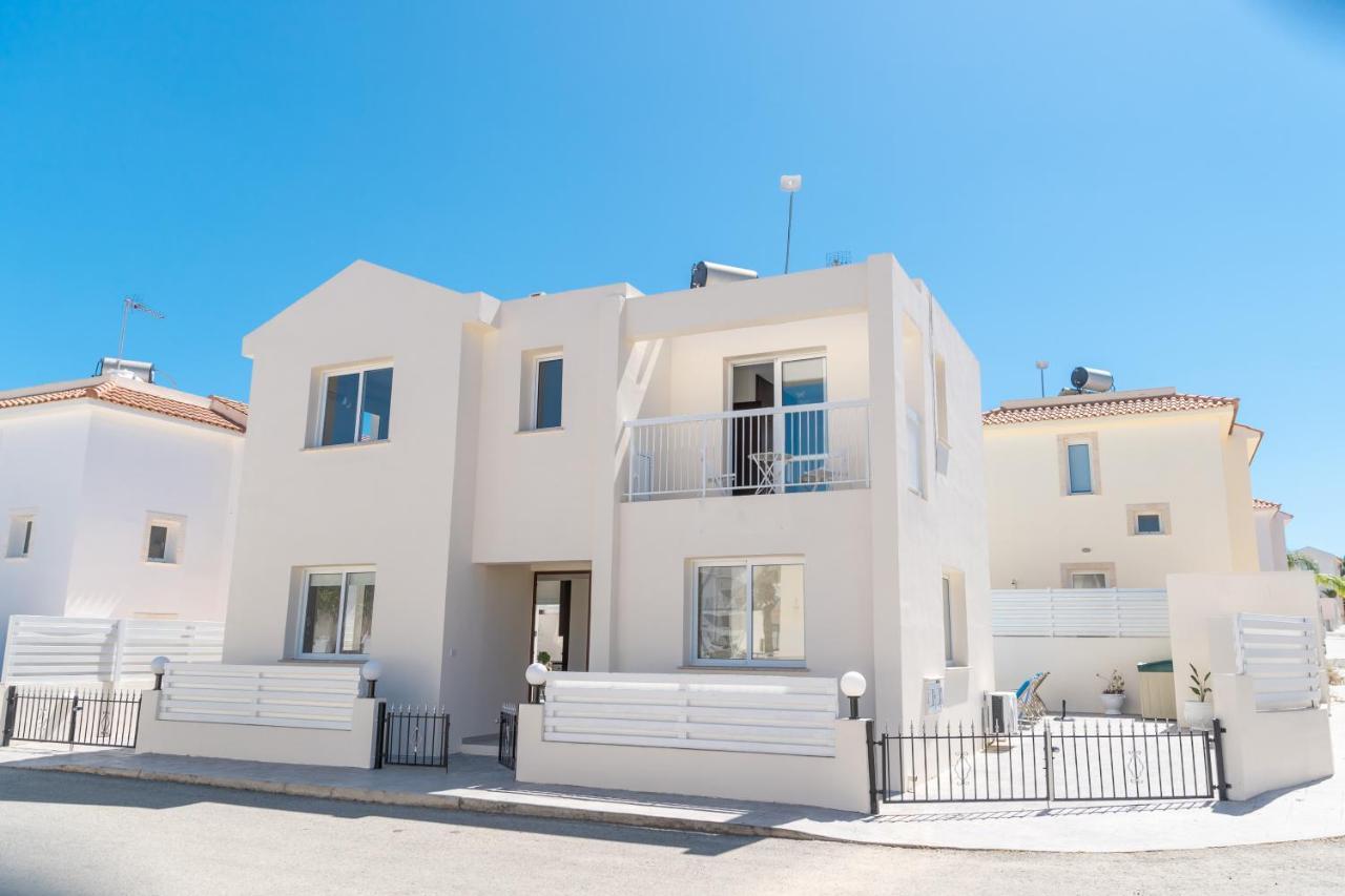 Dafni Villa Ekaterina 3 Bdrm プロタラス エクステリア 写真