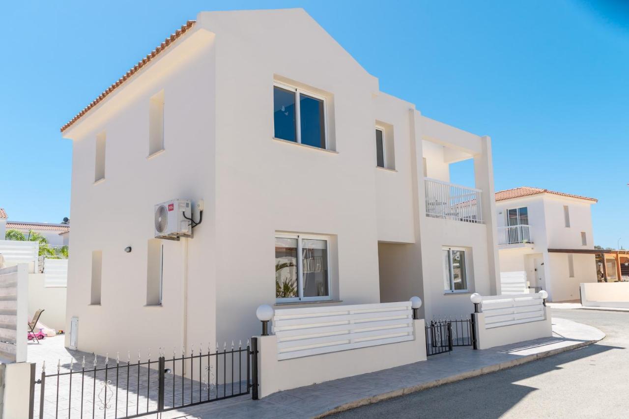Dafni Villa Ekaterina 3 Bdrm プロタラス エクステリア 写真