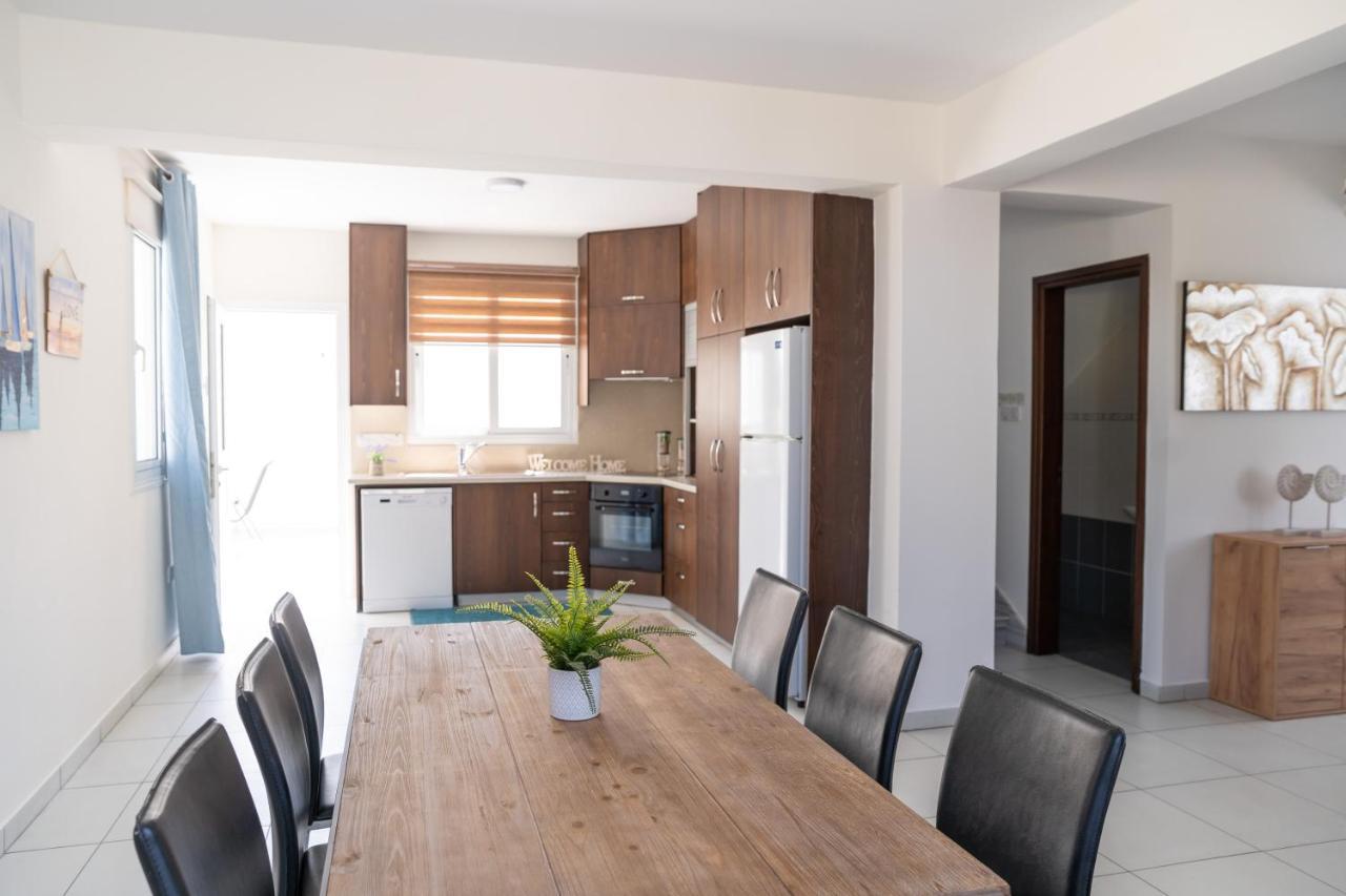 Dafni Villa Ekaterina 3 Bdrm プロタラス エクステリア 写真