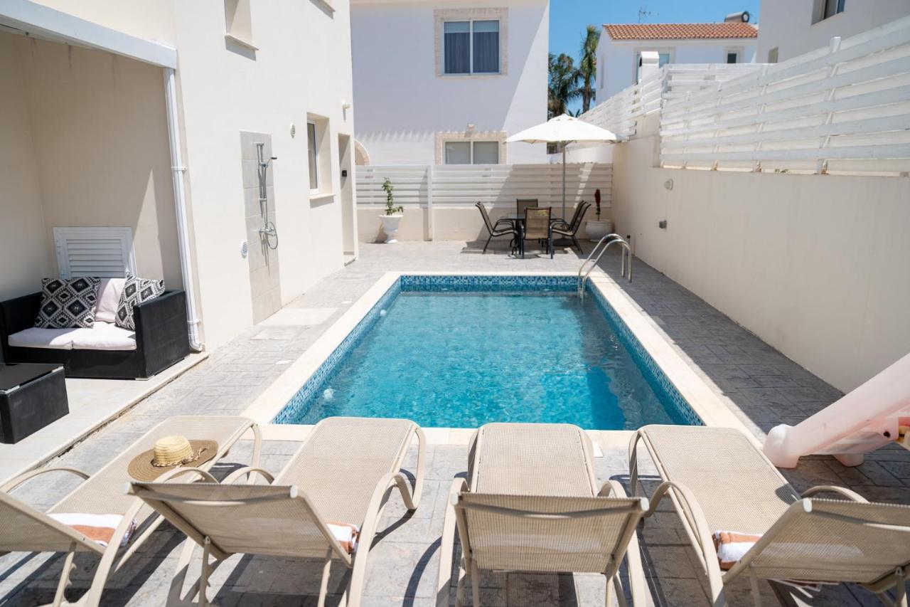 Dafni Villa Ekaterina 3 Bdrm プロタラス エクステリア 写真