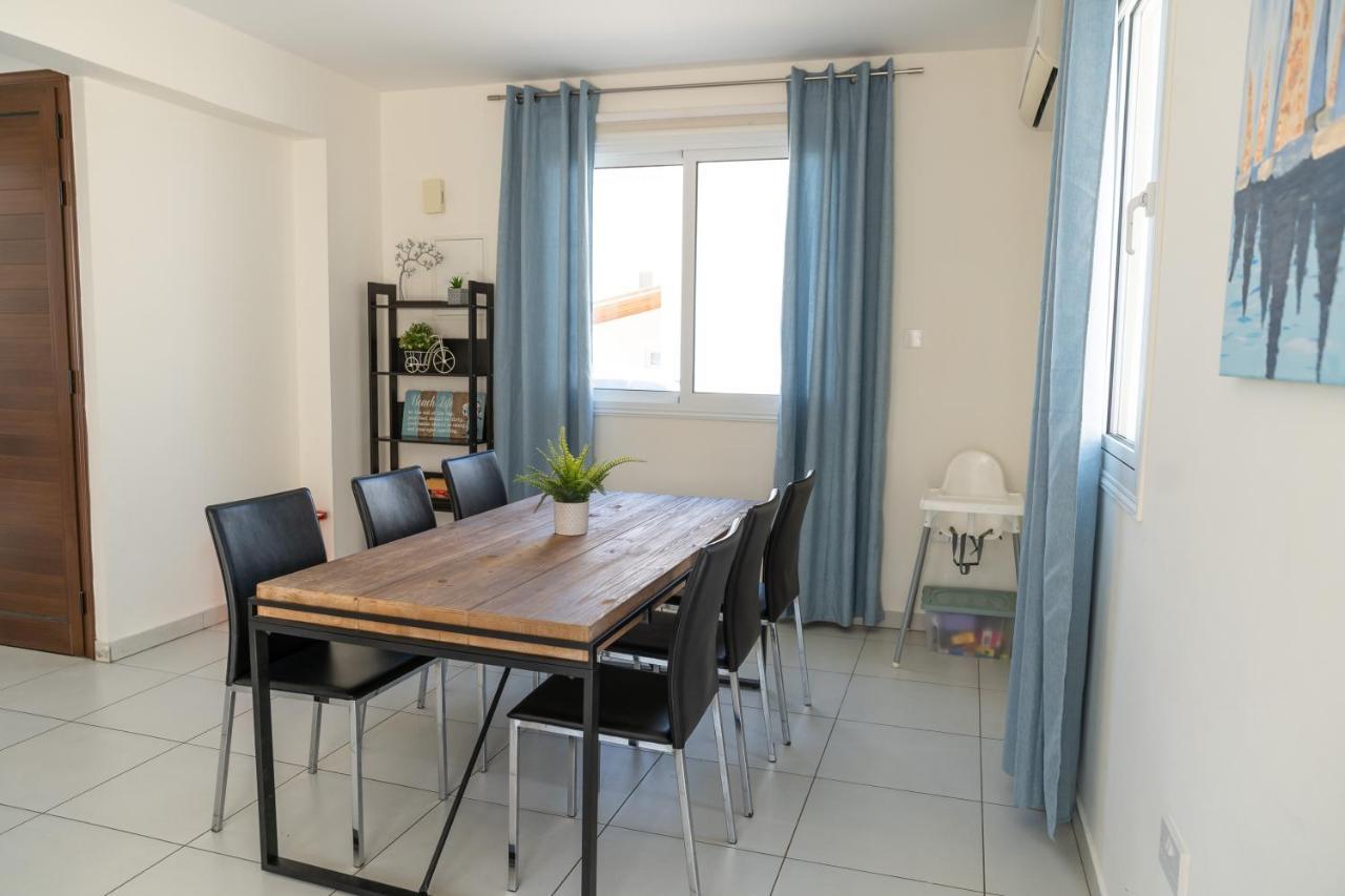 Dafni Villa Ekaterina 3 Bdrm プロタラス エクステリア 写真