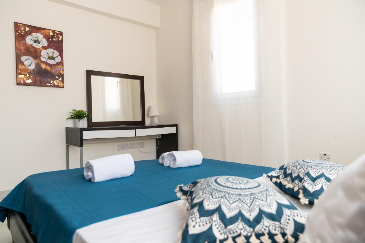 Dafni Villa Ekaterina 3 Bdrm プロタラス エクステリア 写真