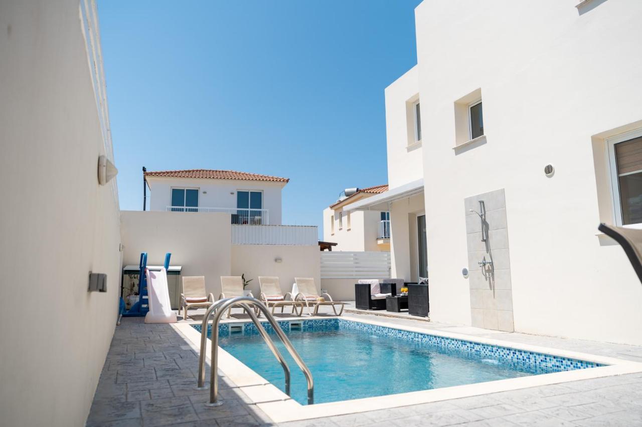Dafni Villa Ekaterina 3 Bdrm プロタラス エクステリア 写真