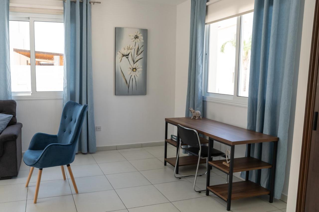 Dafni Villa Ekaterina 3 Bdrm プロタラス エクステリア 写真