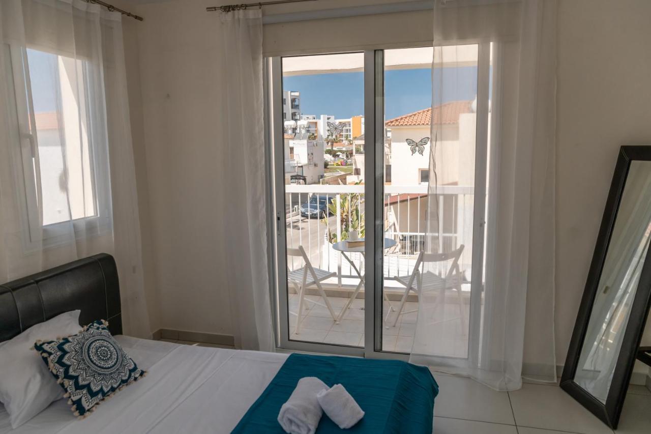Dafni Villa Ekaterina 3 Bdrm プロタラス エクステリア 写真