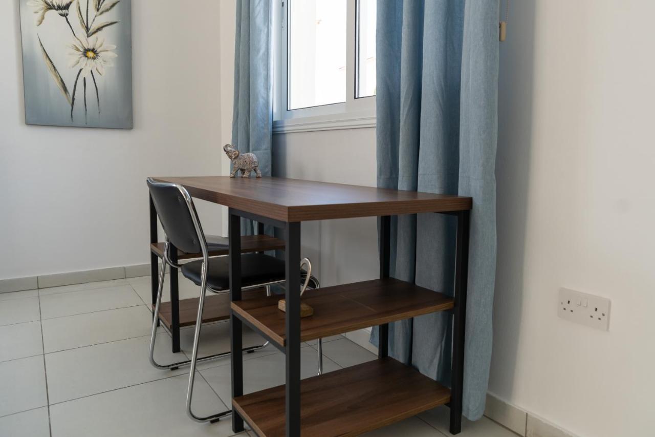 Dafni Villa Ekaterina 3 Bdrm プロタラス エクステリア 写真