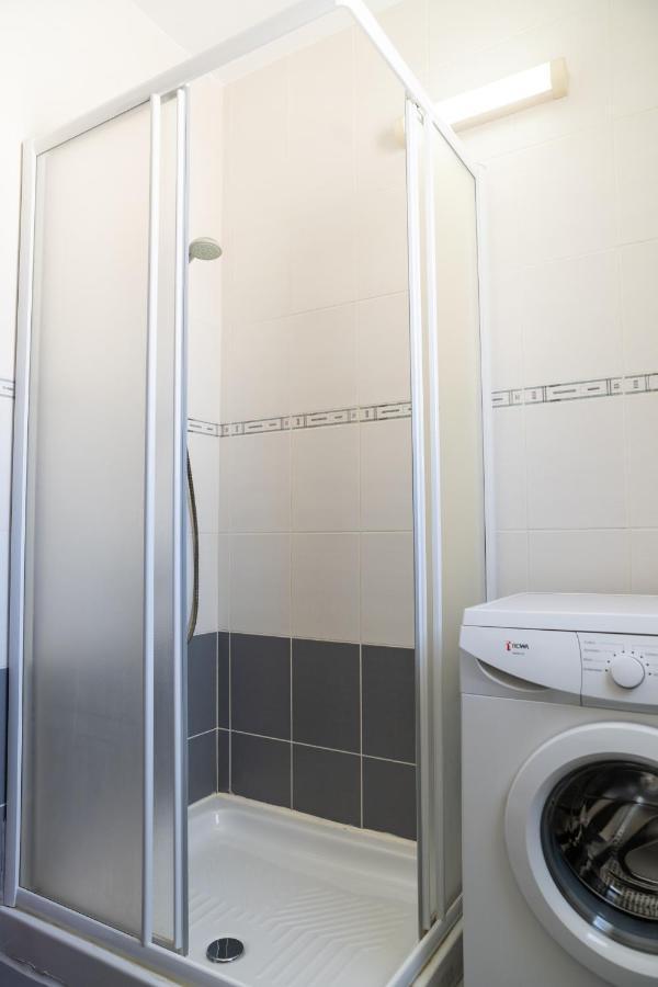 Dafni Villa Ekaterina 3 Bdrm プロタラス エクステリア 写真