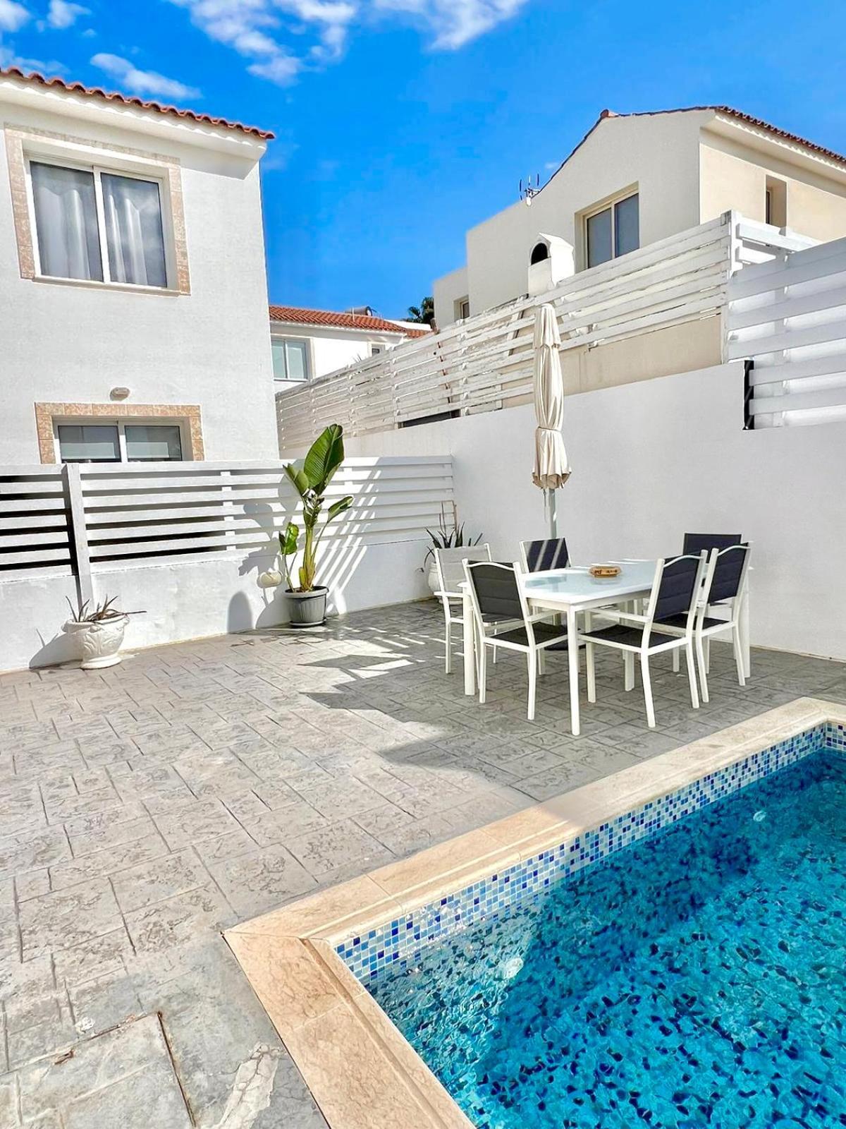 Dafni Villa Ekaterina 3 Bdrm プロタラス エクステリア 写真