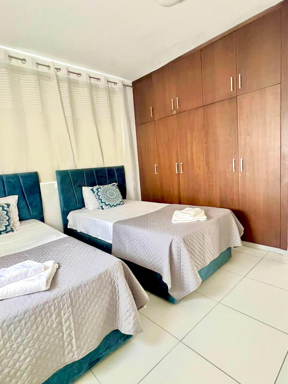 Dafni Villa Ekaterina 3 Bdrm プロタラス エクステリア 写真